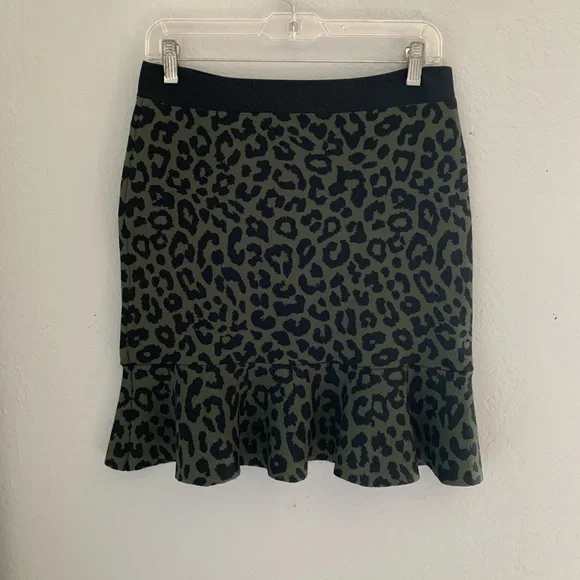 Aqua Womens Animal Print
Jacquard Skirt - Picture 1 of 7